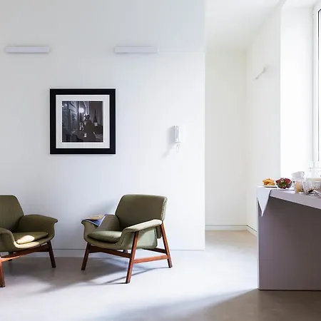 T7 ゲストハウス 4*