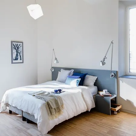 T7 ゲストハウス 4*